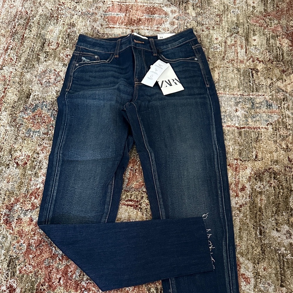 Zara Women's Deep Indigo Skinny Jeans NWT